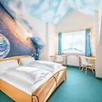 Koenig Ludwig Design Neu Mit Sauna Oder Whirlpool, Genug Parkplatz 4*