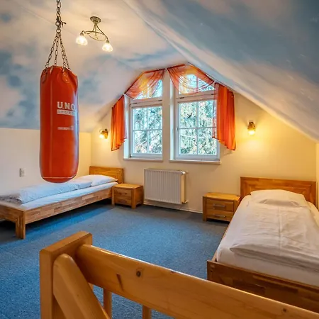 Koenig Ludwig Design Neu Mit Sauna Oder Whirlpool, Genug Parkplatz 4*