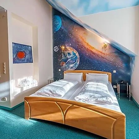 Koenig Ludwig Design Neu Mit Sauna Oder Whirlpool, Genug Parkplatz Altötting