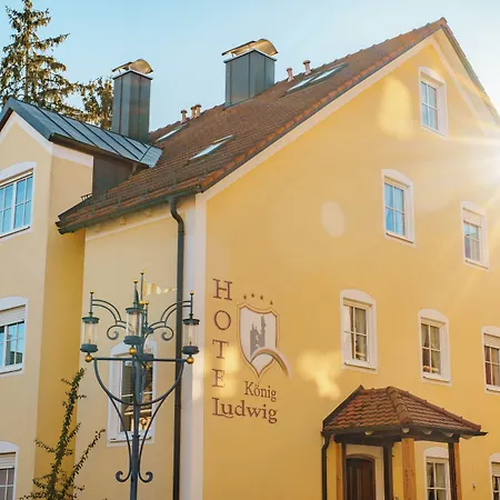 Koenig Ludwig Design Hotel Neu Zimmer Mit Sauna Oder Whirlpool, Genug Parkplatz Hotel 4*