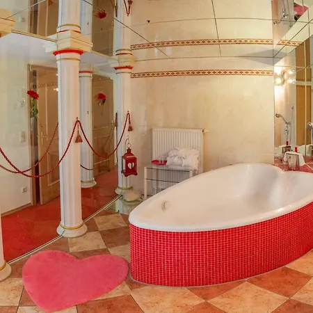 Koenig Ludwig Design Neu Mit Sauna Oder Whirlpool Oder Mehr Hotel Altötting